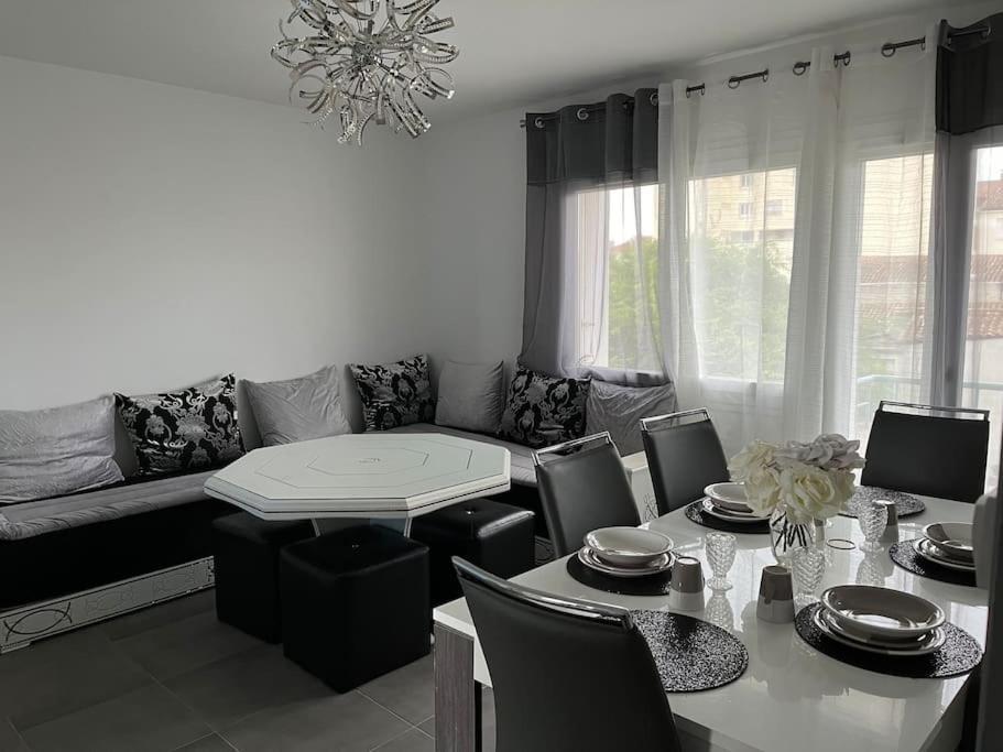 Bel Appartement Neuf, Bien Situe Carcassonne Extérieur photo